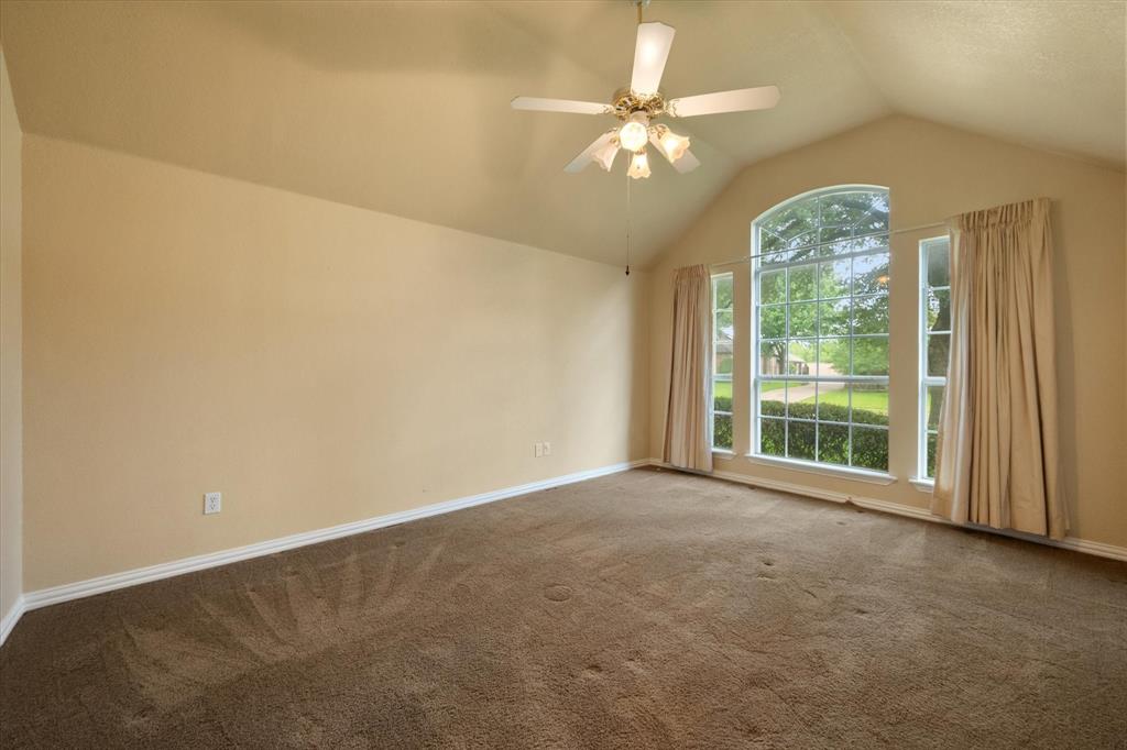 8904 Thornway Drive Property Photo 28