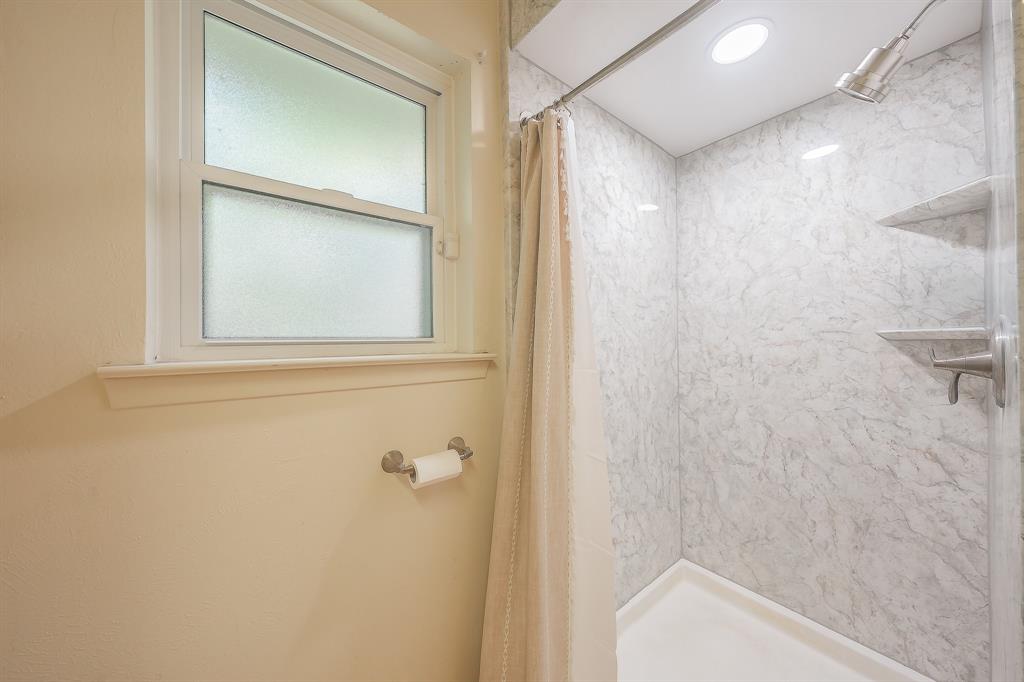13511 Rawhide Parkway Property Photo 21