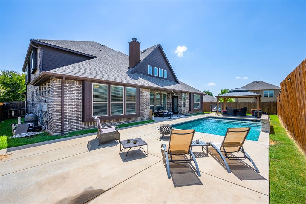1917 Sunflower Drive Property Photo 1