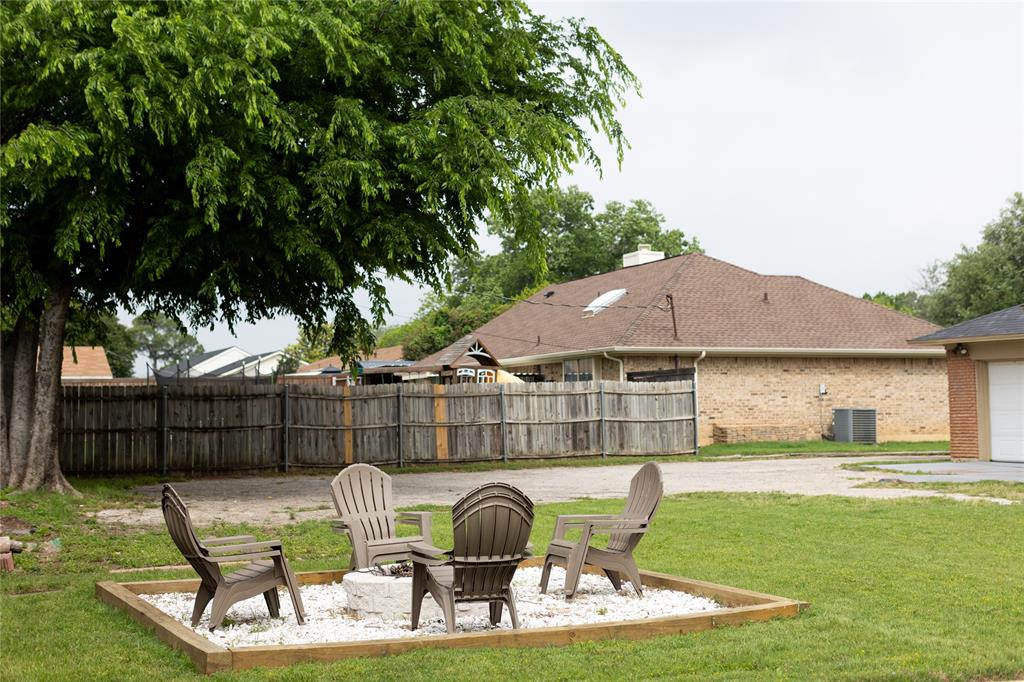 2814 Silvermeadow Lane Property Photo 21
