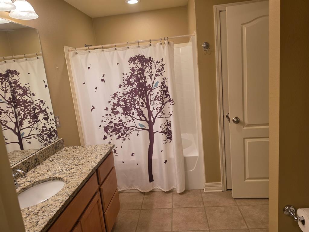 310 Cotton Pointe Property Photo 6