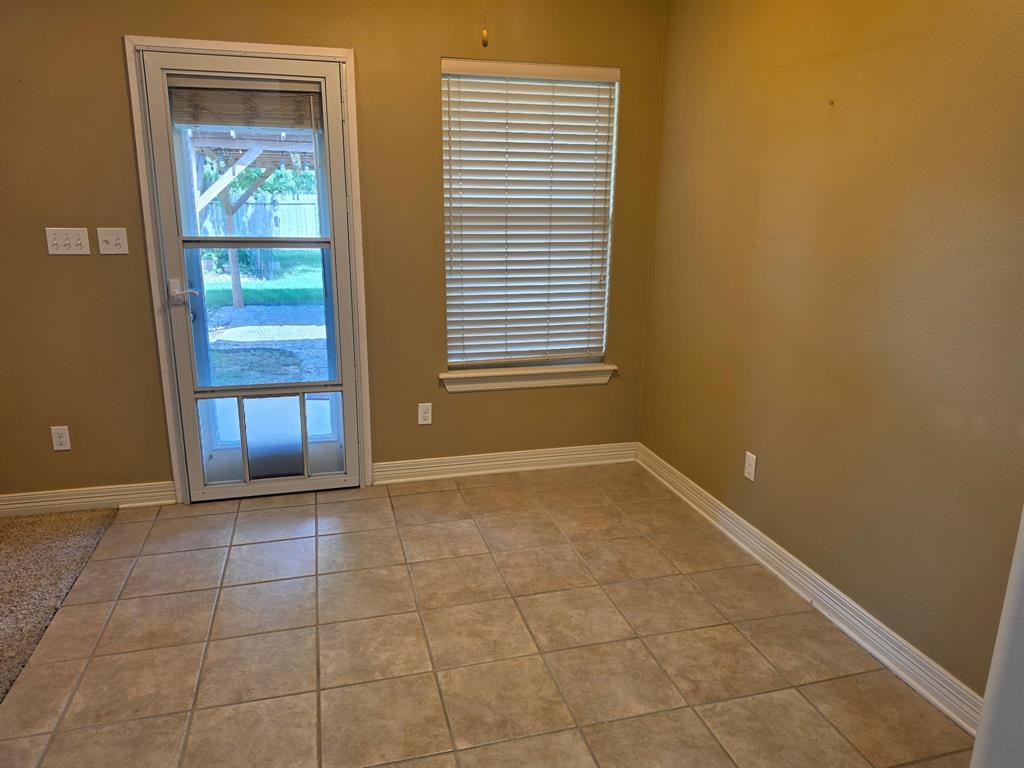 310 Cotton Pointe Property Photo 13