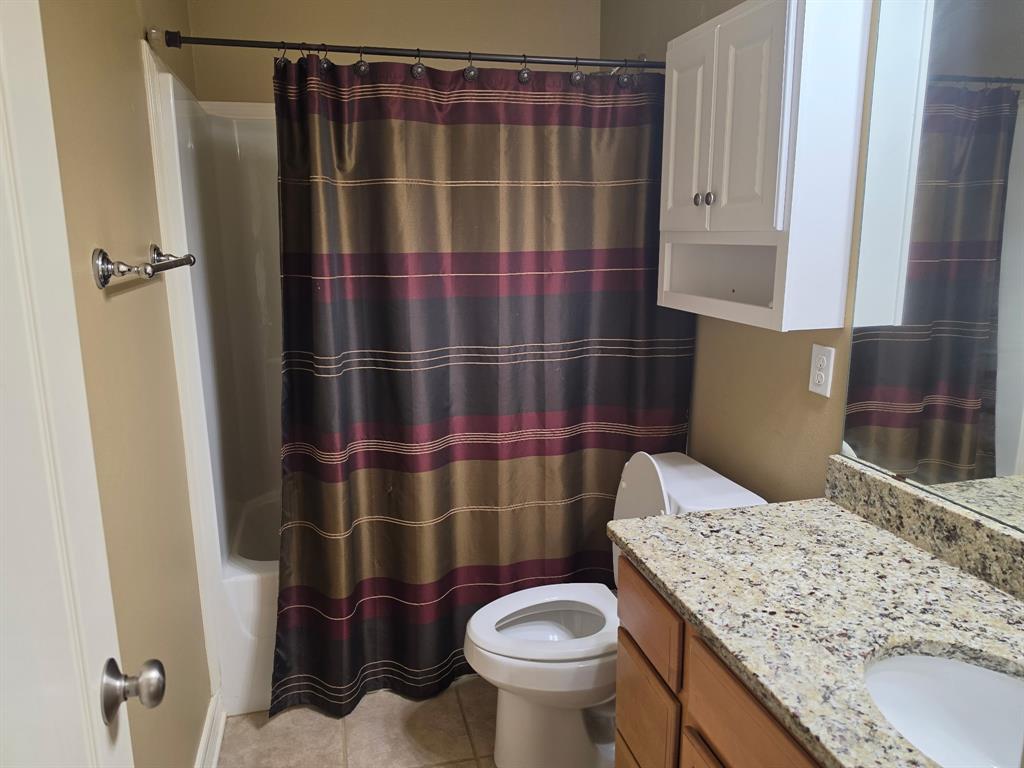 310 Cotton Pointe Property Photo 16