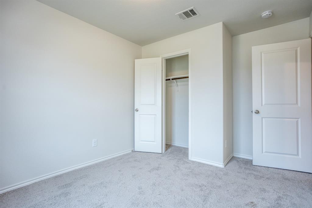 709 Alton Drive Property Photo 6