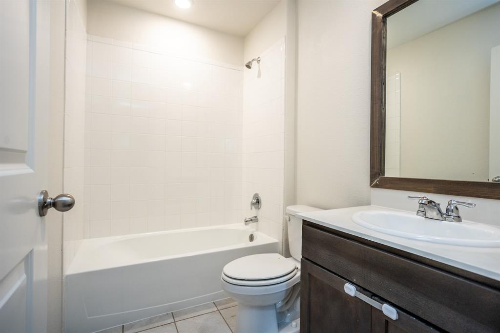 709 Alton Drive Property Photo 8