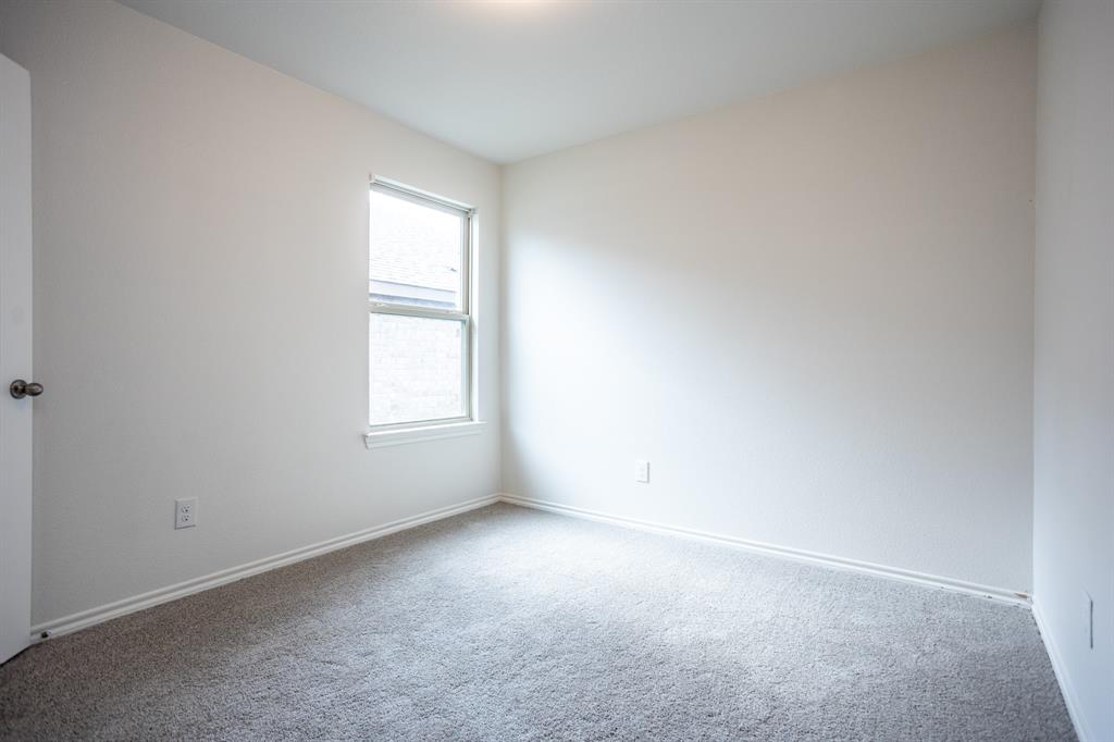 709 Alton Drive Property Photo 9