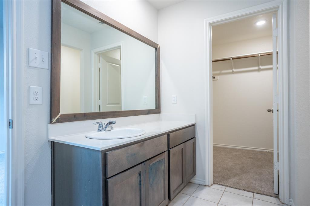709 Alton Drive Property Photo 20