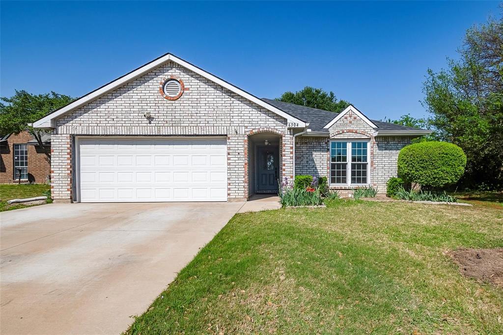 6304 Brookcrest Drive Property Photo 1