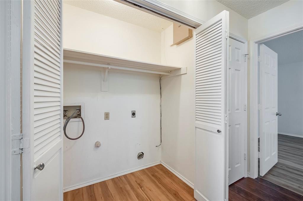 6304 Brookcrest Drive Property Photo 10