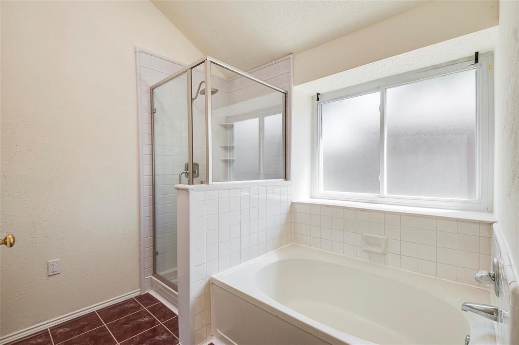 6304 Brookcrest Drive Property Photo 14