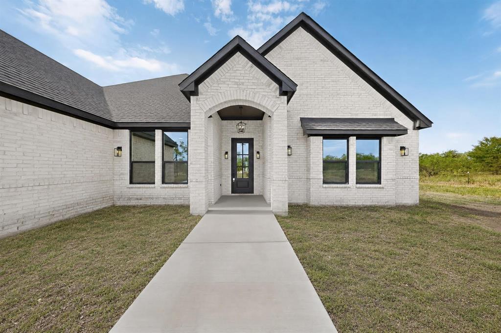 205 Cool Springs Circle Property Photo 3
