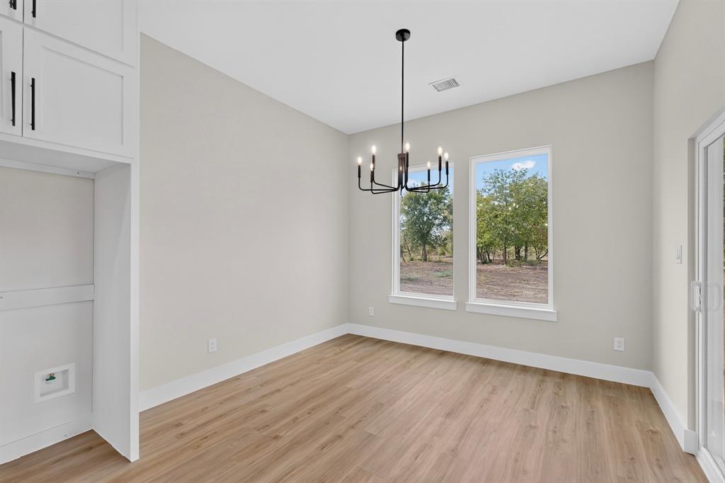 205 Cool Springs Circle Property Photo 16