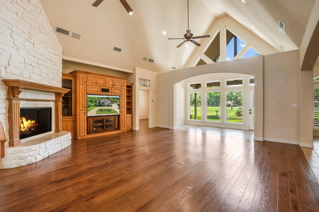 5809 Nutcracker Drive Property Photo 7
