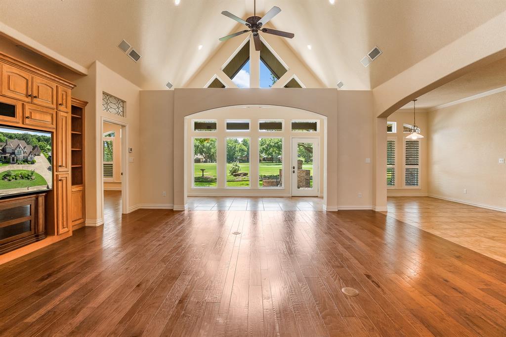 5809 Nutcracker Drive Property Photo 8