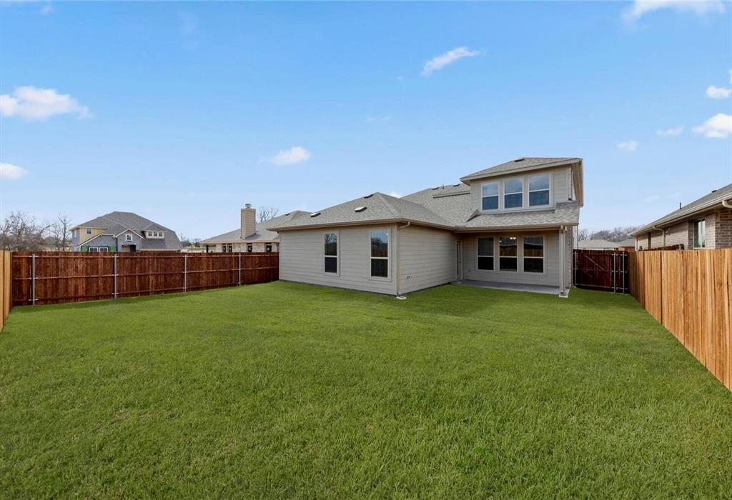 2112 Sesaro Drive Property Photo 2