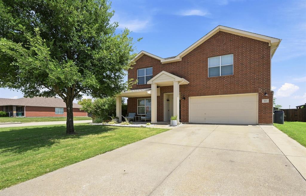 212 Cheyenne Drive Property Photo 1