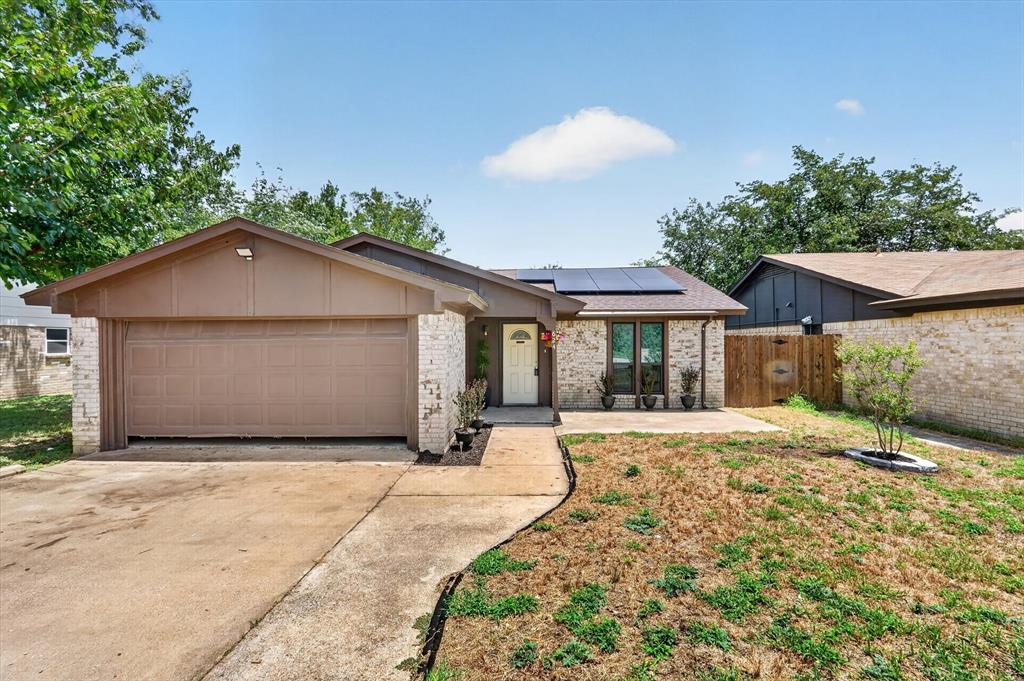 624 Hallvale Drive Property Photo 1