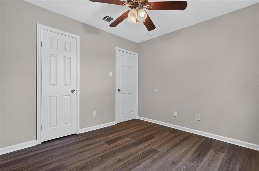 624 Hallvale Drive Property Photo 15