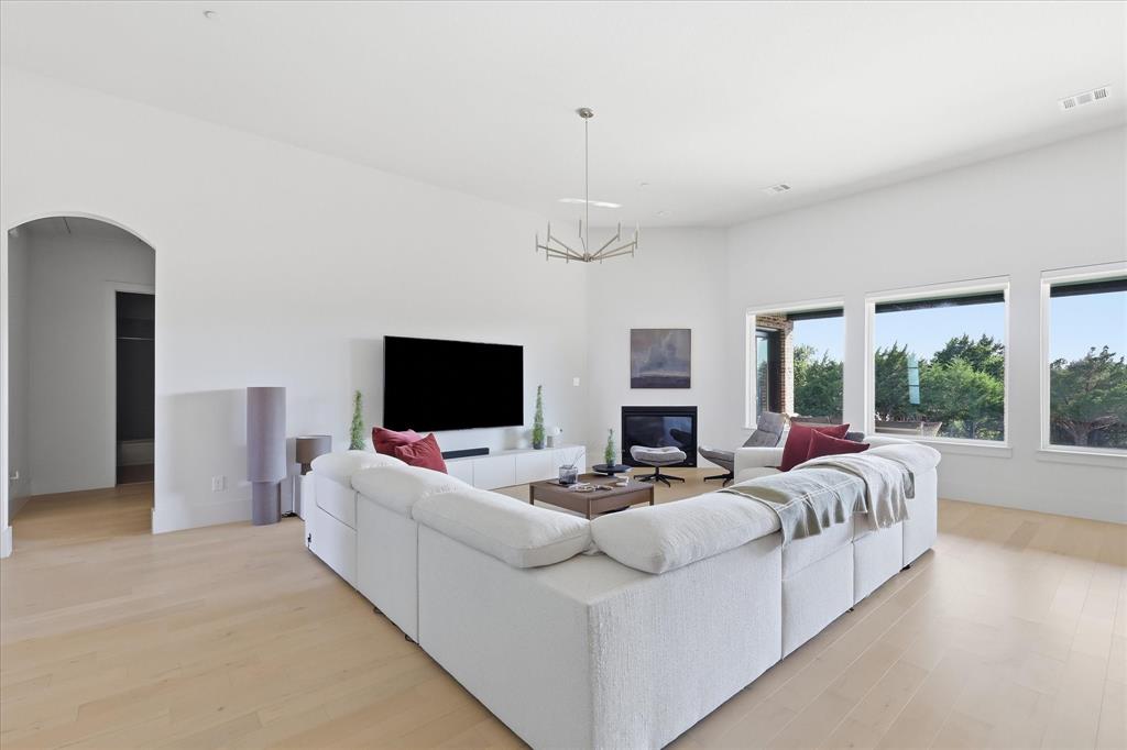 1085 Peppy San Drive Property Photo 14