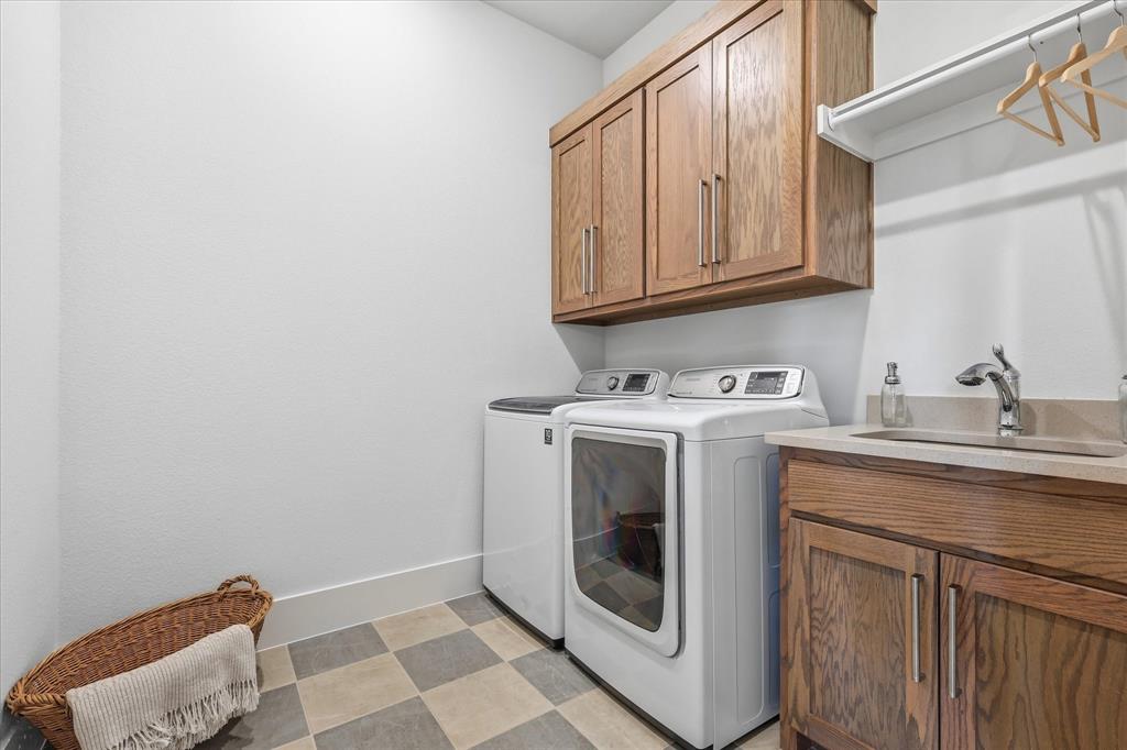 1085 Peppy San Drive Property Photo 32