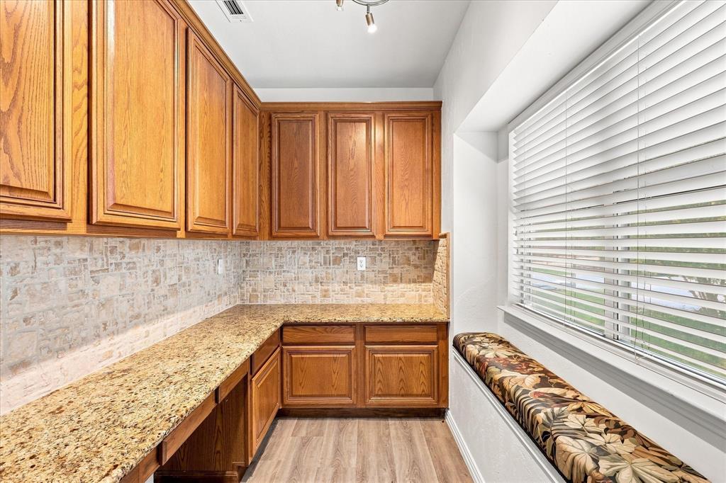 9709 Waterview Parkway Property Photo 17