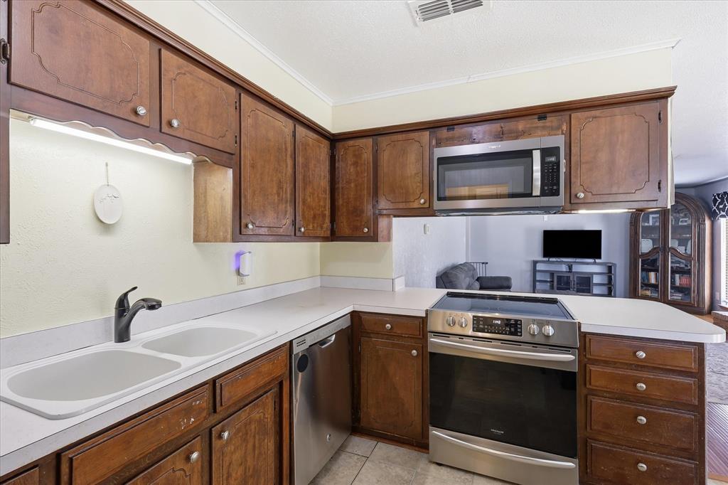 892 Highland Circle Property Photo 17
