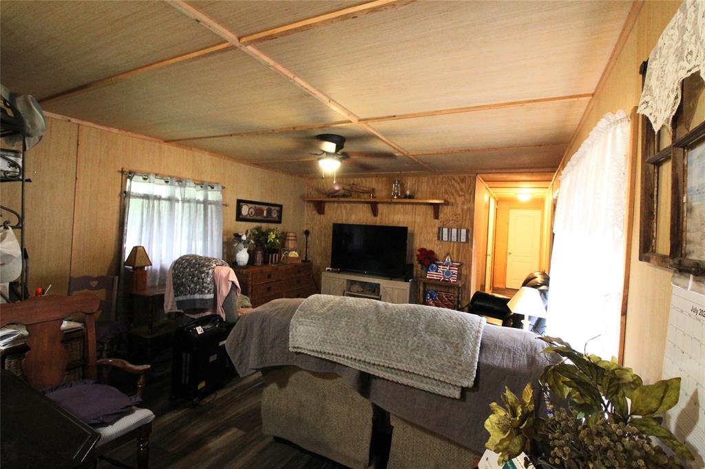 921 Crown Drive Property Photo 13