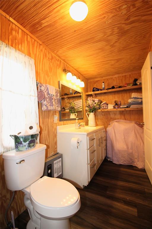 921 Crown Drive Property Photo 22