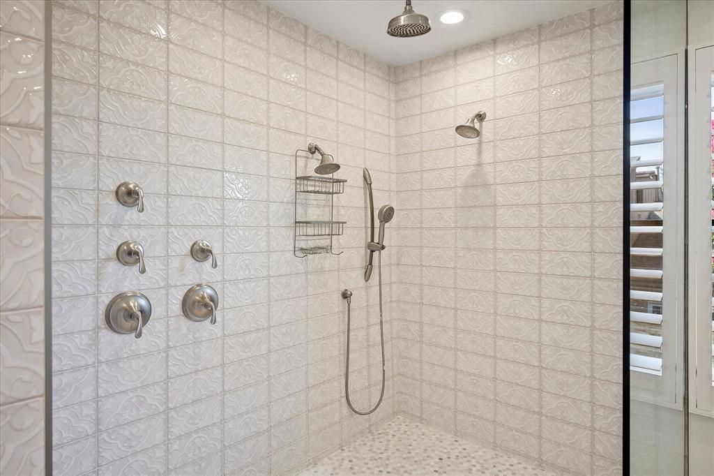 12332 Montego Plaza Property Photo 10