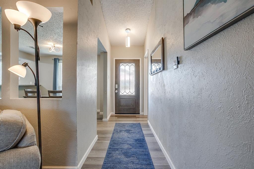 7312 Strawberry Way Property Photo 4