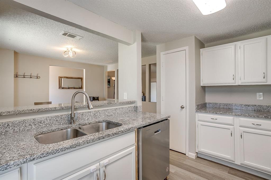 7312 Strawberry Way Property Photo 19