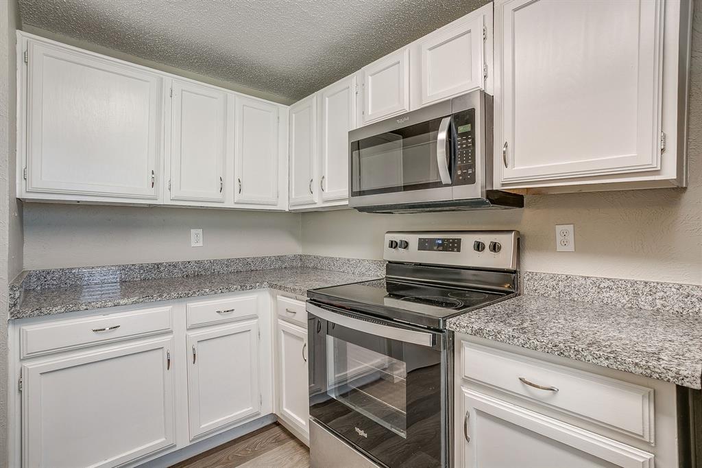 7312 Strawberry Way Property Photo 20