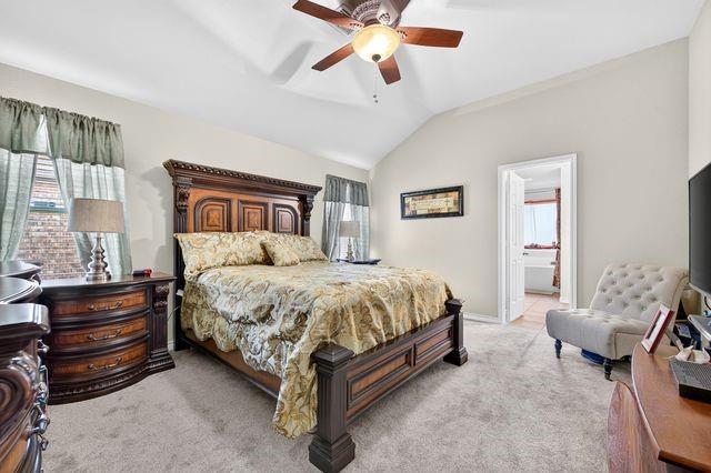 804 Bur Oak Drive Property Photo 3