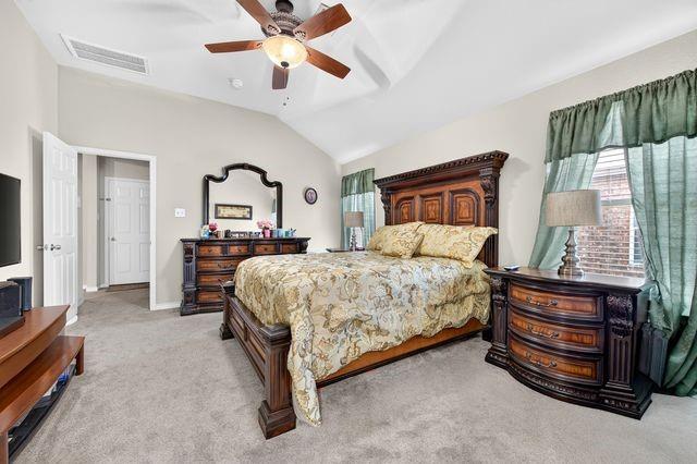804 Bur Oak Drive Property Photo 4