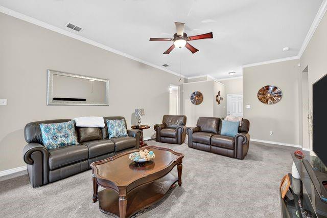 804 Bur Oak Drive Property Photo 9