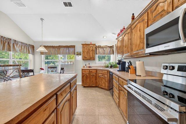 804 Bur Oak Drive Property Photo 17