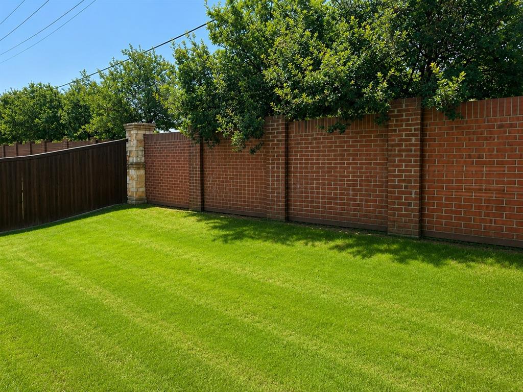2000 Bent Creek Way Property Photo 21