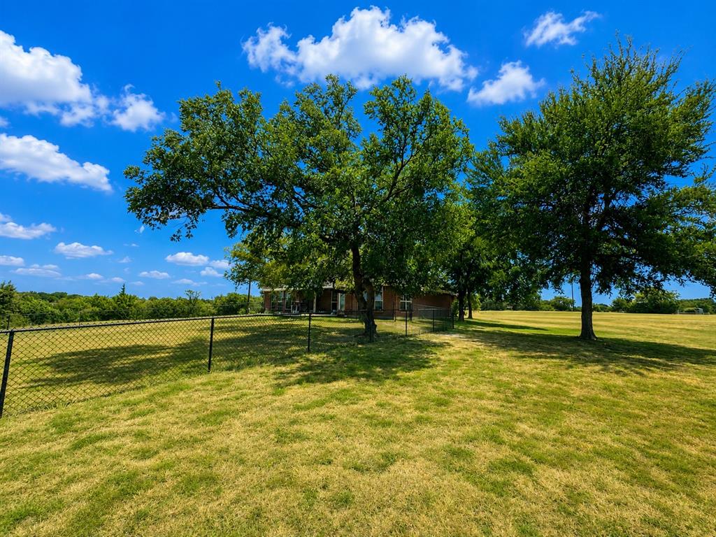 148 County Road 2627 Property Photo 4
