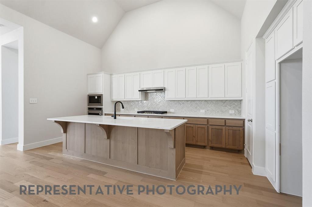 11305 Bratton Boulevard Property Photo 2