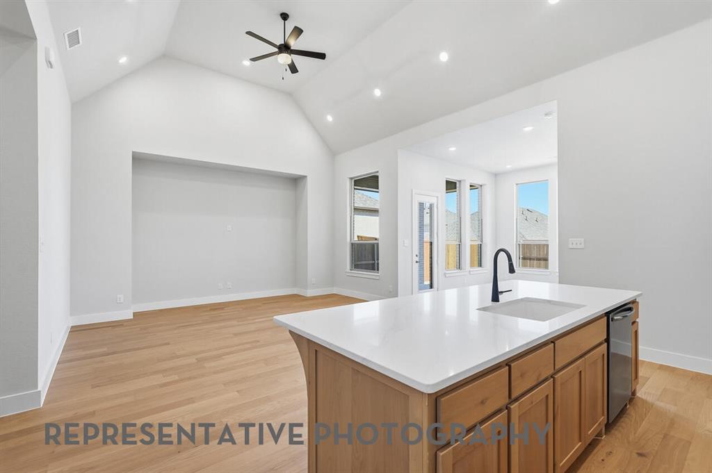 11305 Bratton Boulevard Property Photo 4