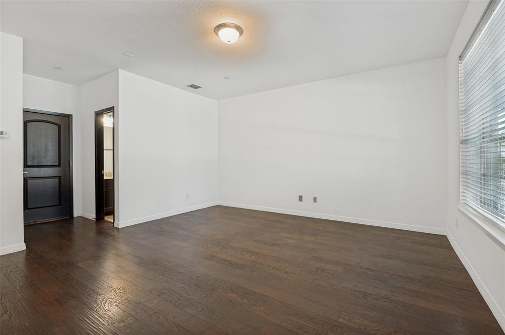 3906 Asbury Lane Property Photo 16