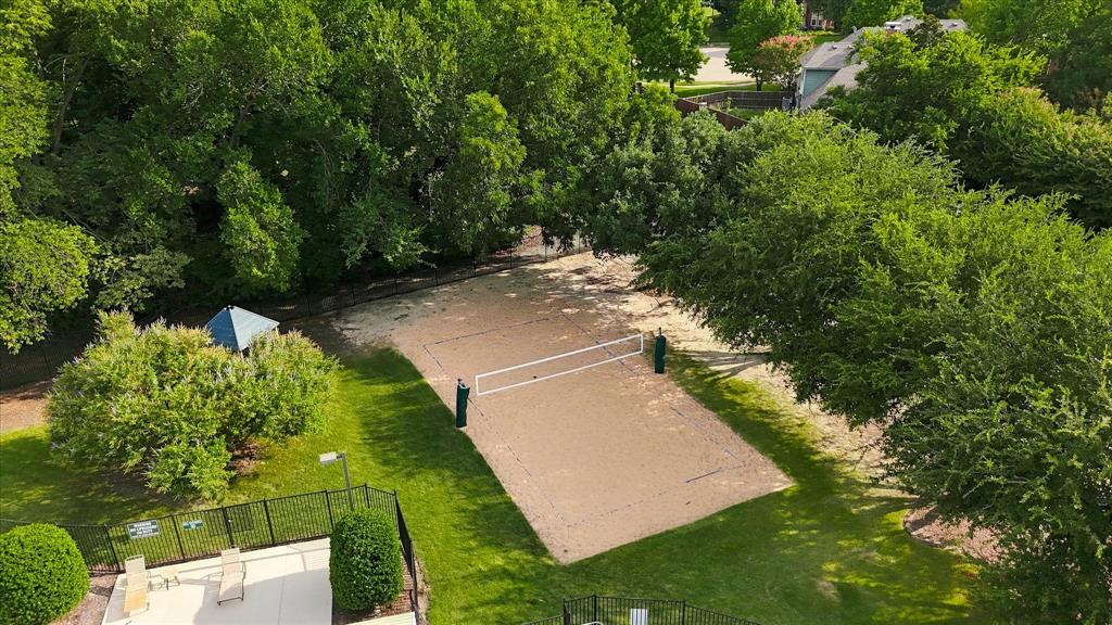 1000 Rebecca Drive Property Photo 33