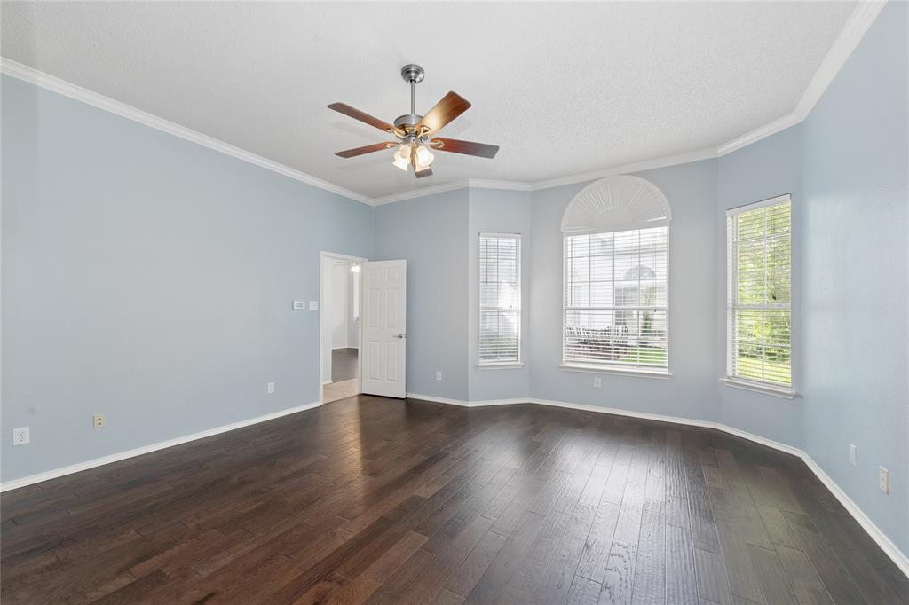 4202 Timberglen Road Property Photo 19