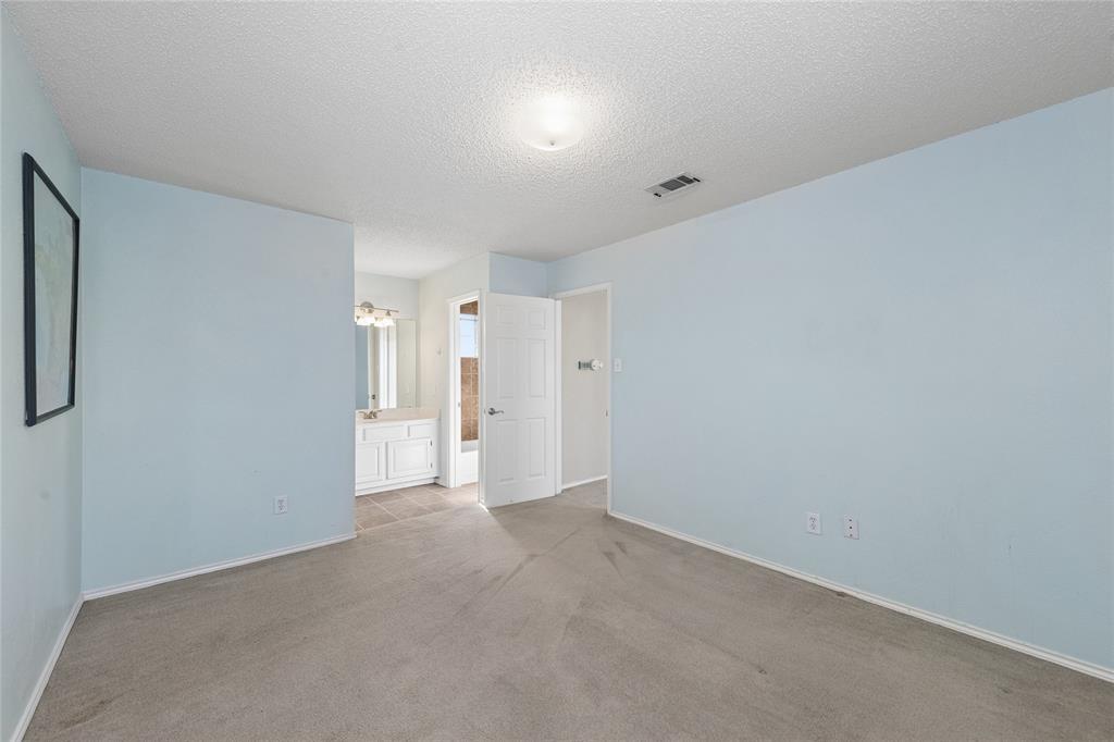 4202 Timberglen Road Property Photo 30