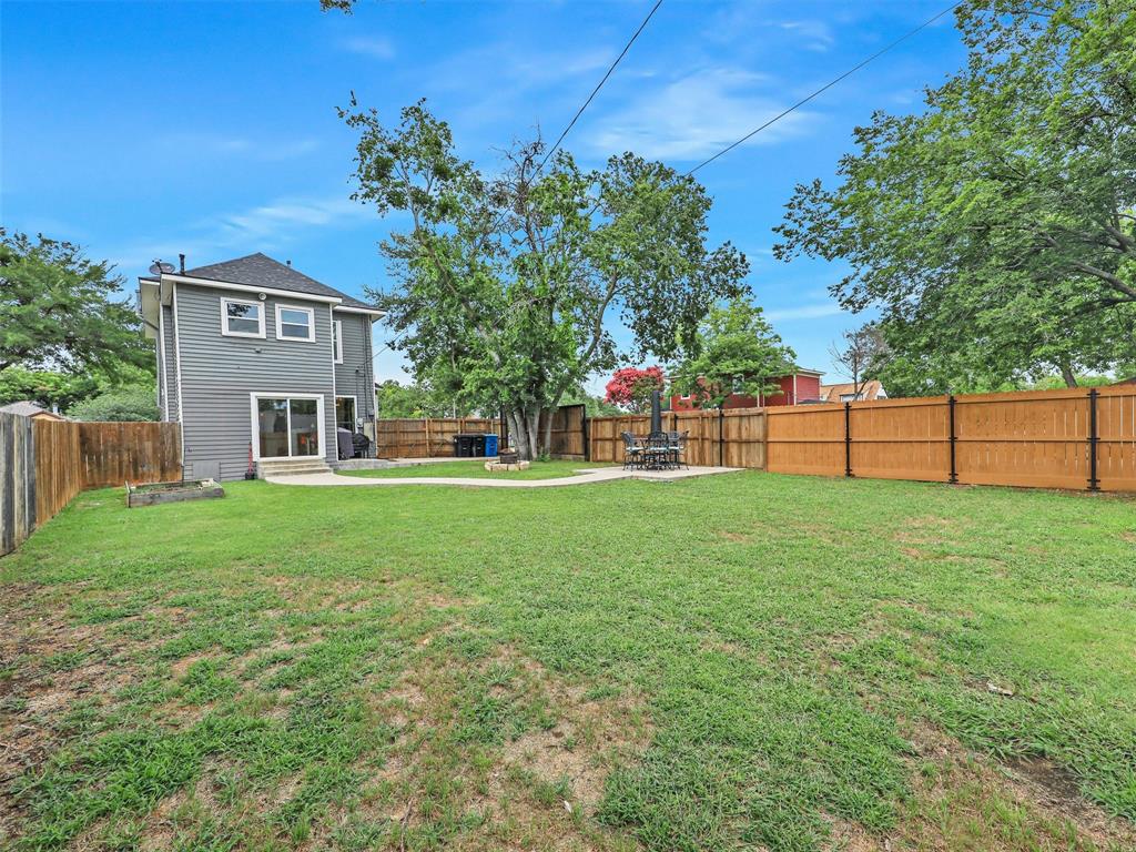 1200 W Walker Street Property Photo 7