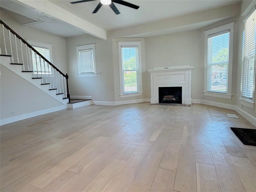 1200 W Walker Street Property Photo 14