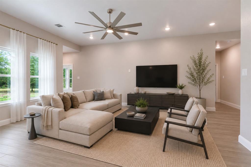 4836 Cedar Hill Drive Property Photo 4