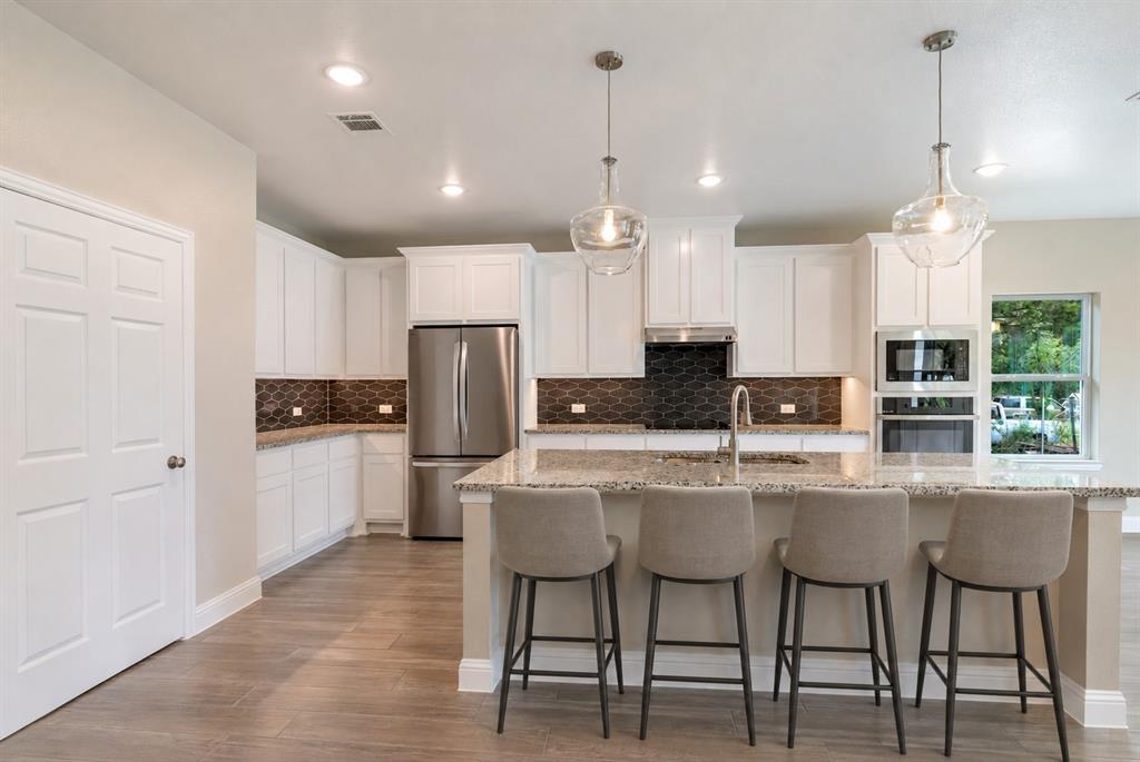 4836 Cedar Hill Drive Property Photo 8