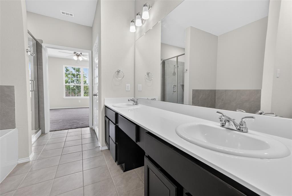 2800 Brittlebush Drive Property Photo 9