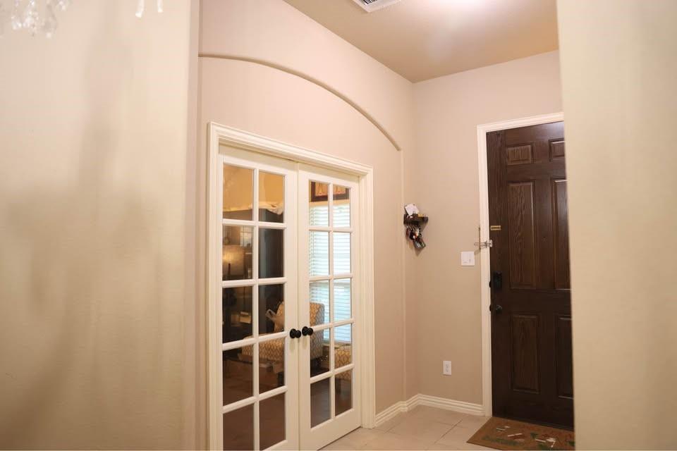 2321 Petunia Ln Property Photo 6